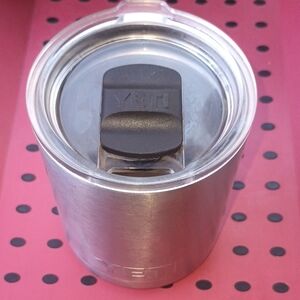 Yeti Silver Stainless Steel Tumbler with Clear Lid and Black Slider